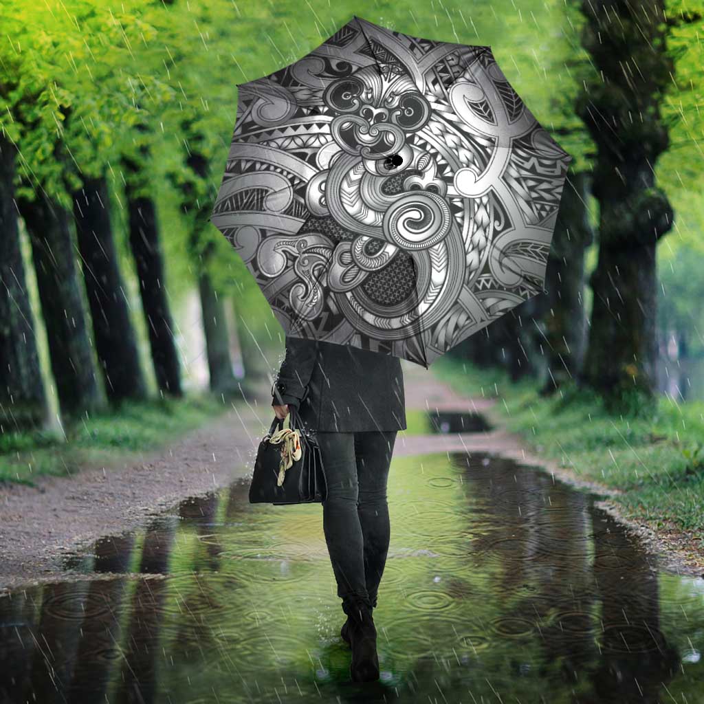 Aotearoa Maori Hei Tiki Umbrella Kiwikiwi Kowhaiwhai Puhoro Motif