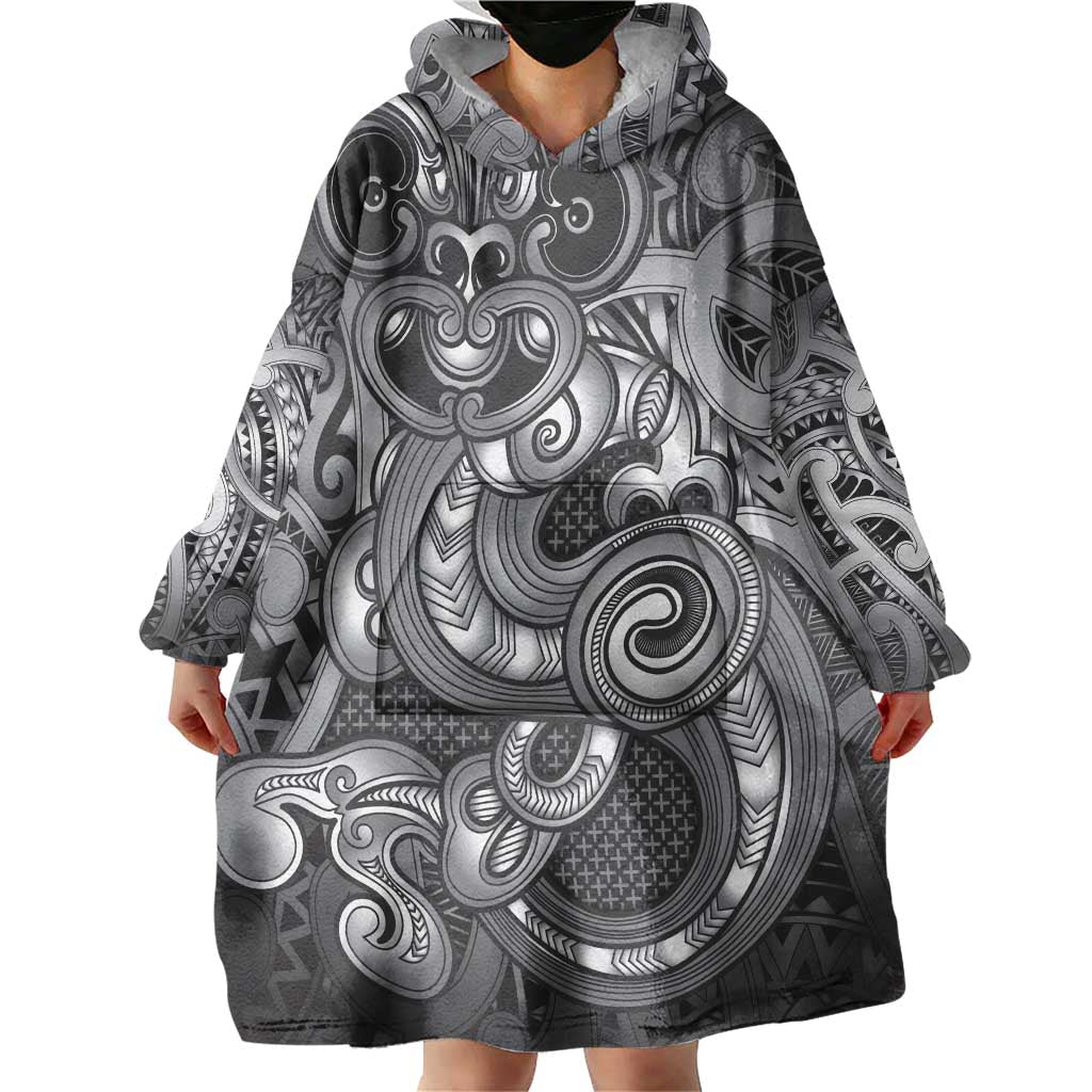 Aotearoa Maori Hei Tiki Wearable Blanket Hoodie Kiwikiwi Kowhaiwhai Puhoro Motif LT9 - Polynesian Pride