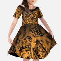 Aotearoa Maori Hei Tiki Family Matching Short Sleeve Bodycon Dress and Hawaiian Shirt Koura Kowhaiwhai Puhoro Motif LT9 Daughter's Dress Gold - Polynesian Pride