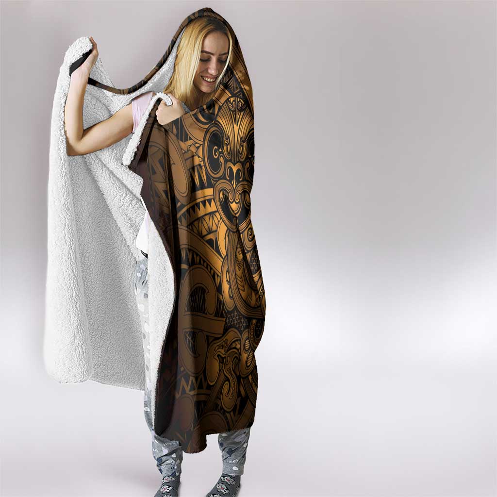 Aotearoa Maori Hei Tiki Hooded Blanket Koura Kowhaiwhai Puhoro Motif