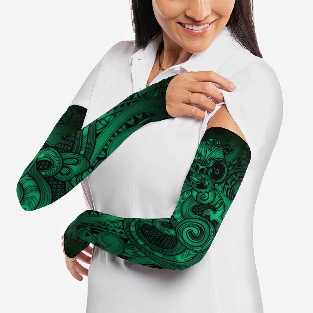 Aotearoa Maori Hei Tiki Arm Sleeves Kakariki Kowhaiwhai Puhoro Motif