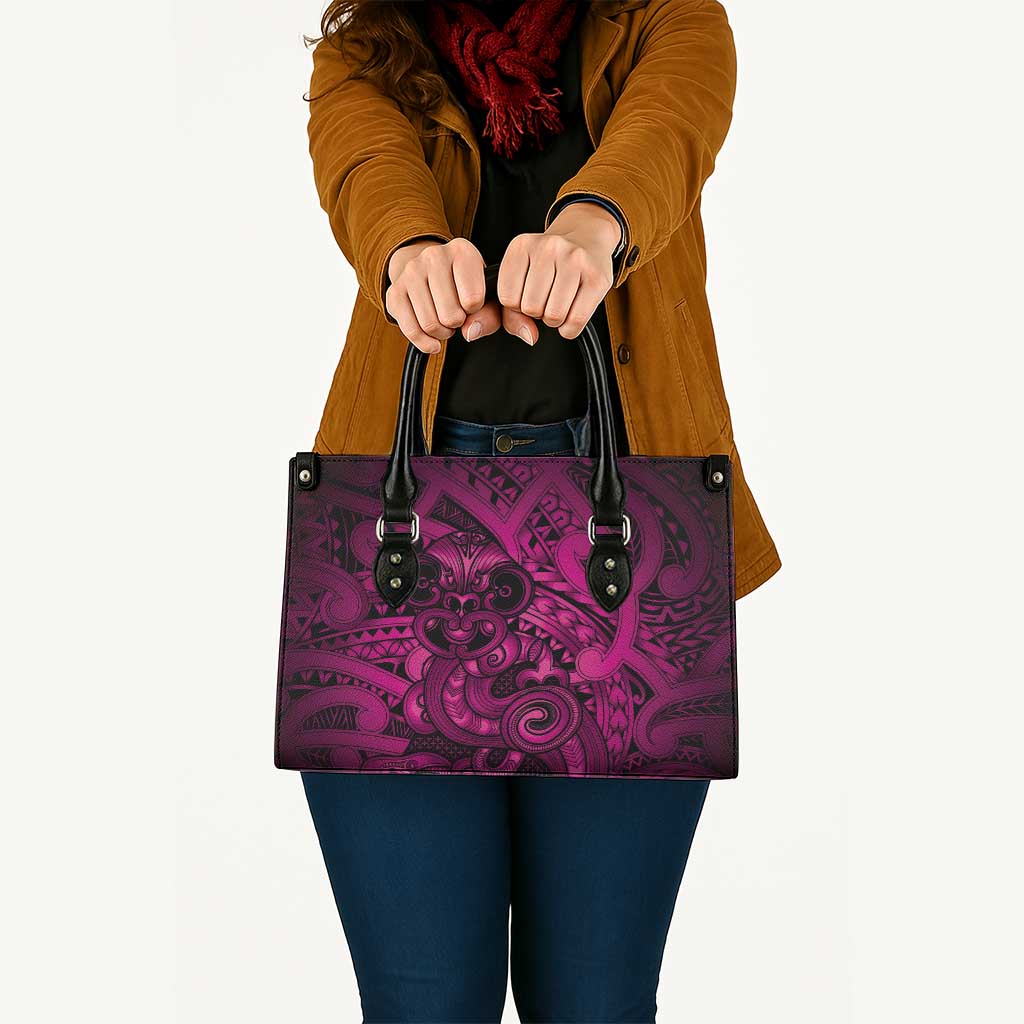 Aotearoa Maori Hei Tiki Leather Bag Mawhero Kowhaiwhai Puhoro Motif