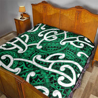 Aotearoa Maori Kowhaiwhai Quilt Kakariki Puhoro and Patiki
