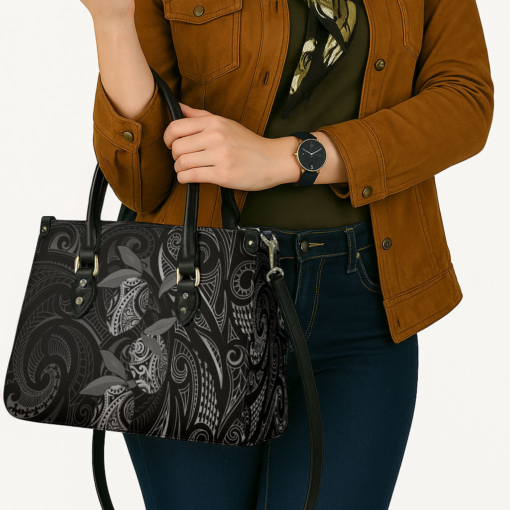 Hawaiian Mango Tribal Tattoo Leather Bag Black White Pacific Traditional Pattern