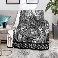 New Zealand Taiaha Maori Blanket Kiwikiwi Minimalist Silver Fern Tukutuku Motif LT9 - Polynesian Pride
