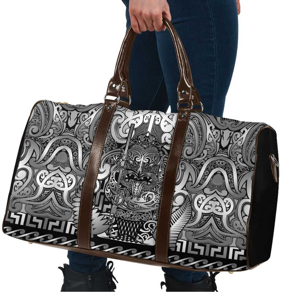 New Zealand Taiaha Maori Travel Bag Kiwikiwi Minimalist Silver Fern Tukutuku Motif LT9 - Polynesian Pride