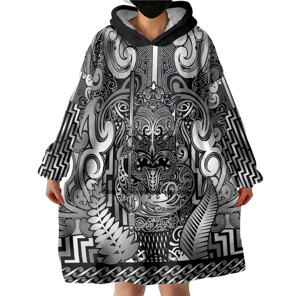 Custom New Zealand Taiaha Maori Wearable Blanket Hoodie Kiwikiwi Minimalist Silver Fern Tukutuku Motif LT9 - Polynesian Pride