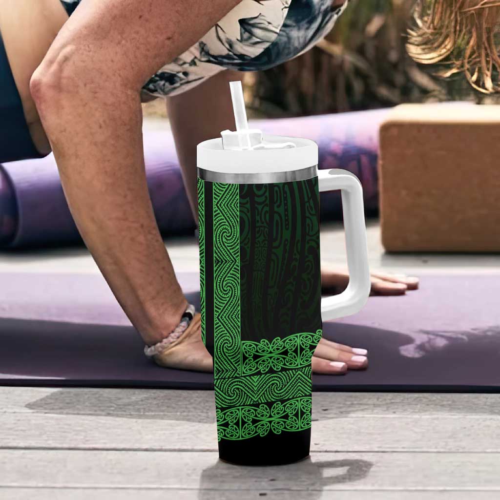 New Zealand Maori Kowhaiwhai Tumbler With Handle Kakariki Maui and Mangopare