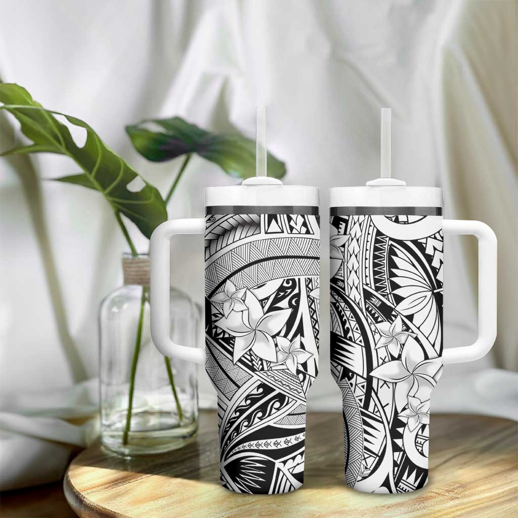 White Pacific Flowers Tribal Polynesian Spirit Tumbler With Handle