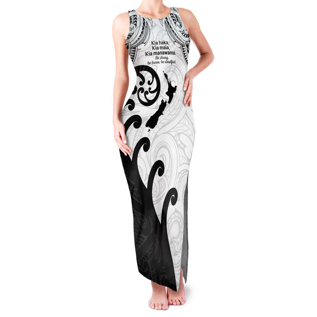 Kia Haka Maori language Family Matching Tank Maxi Dress and Hawaiian Shirt Te Reo Maori Inspired Art