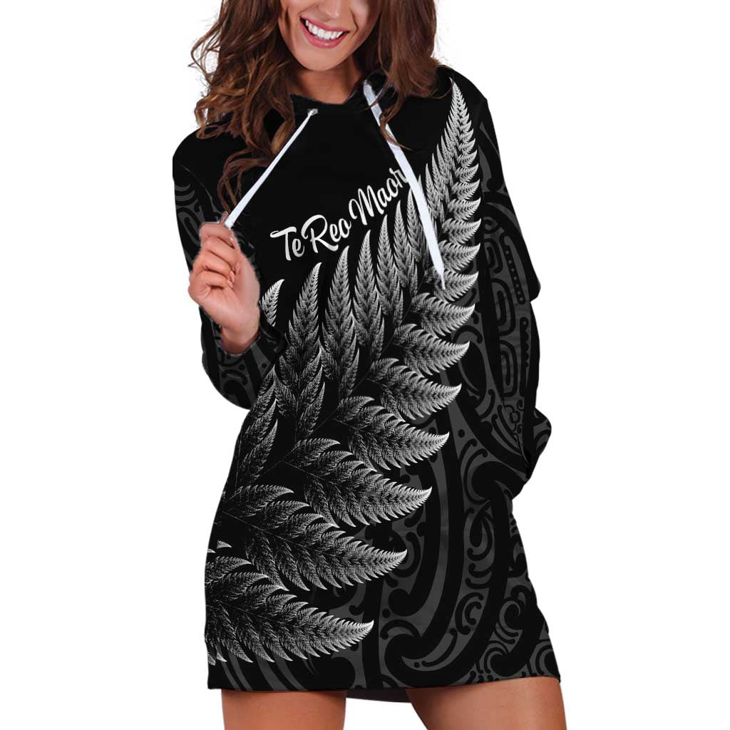 New Zealand Te Reo Māori Hoodie Dress Simple Black Fern