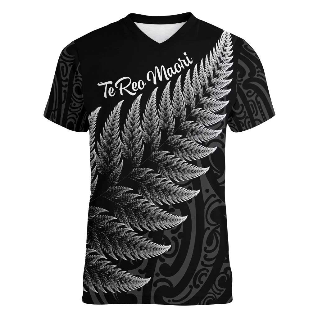 New Zealand Te Reo Māori Women V-Neck T-Shirt Simple Black Fern