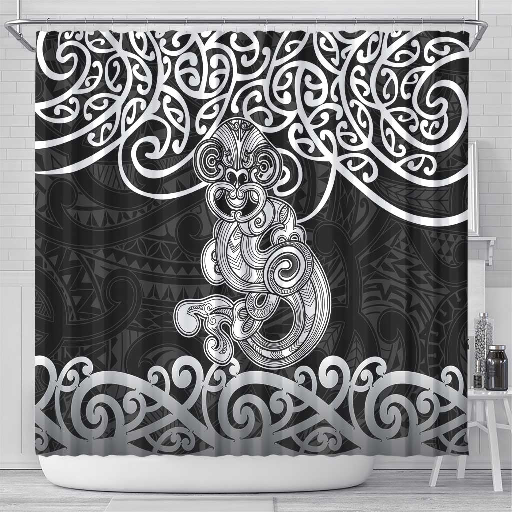 Te Reo Maori Tiki Inspired Art Shower Curtain