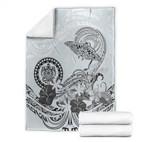 Polynesian Manta Ray Blanket Gray Floral Turtle Tattoo - Polynesian Pride