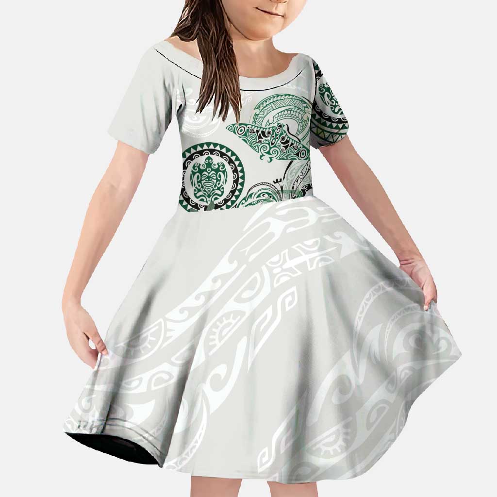 Polynesian Manta Ray Family Matching Short Sleeve Bodycon Dress and Hawaiian Shirt Green Floral Turtle Tattoo LT9 Daughter's Dress Green - Polynesian Pride