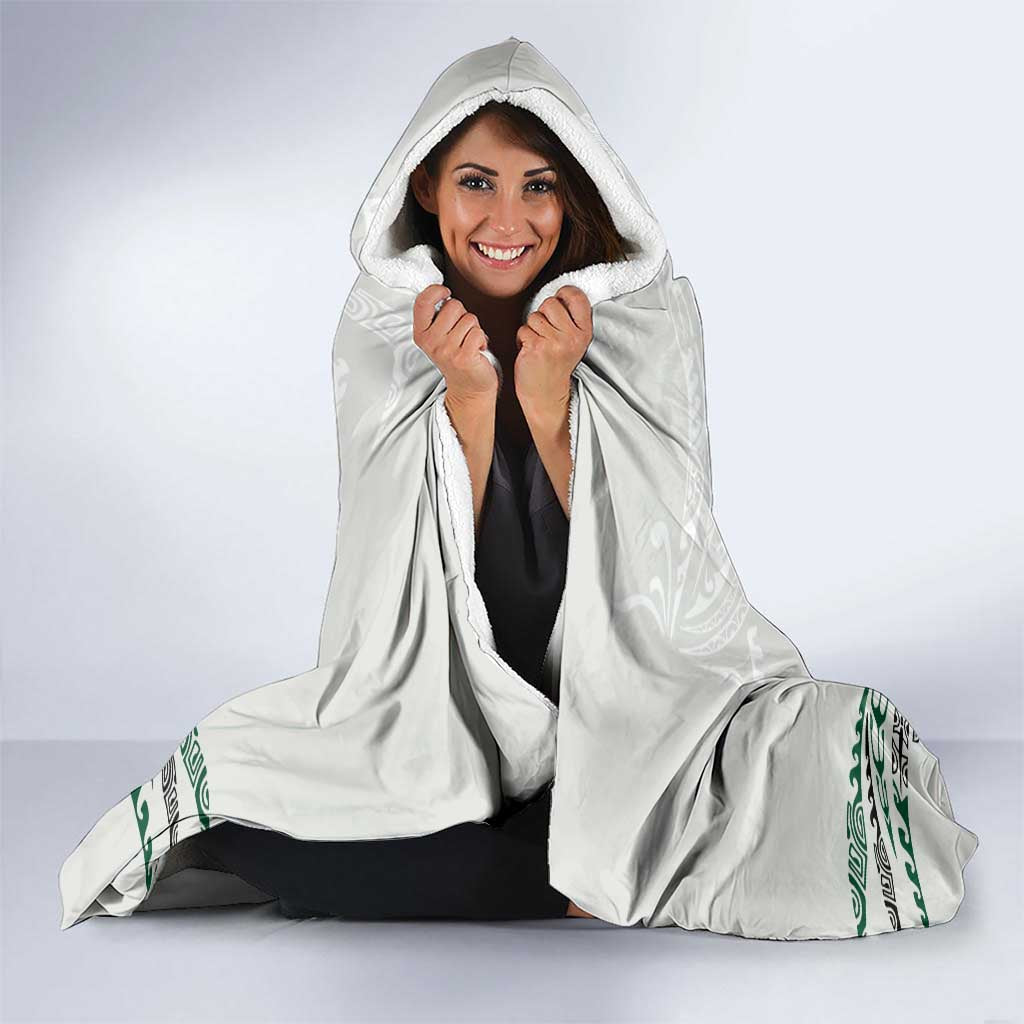 Polynesian Manta Ray Hooded Blanket Green Floral Turtle Tattoo - Polynesian Pride