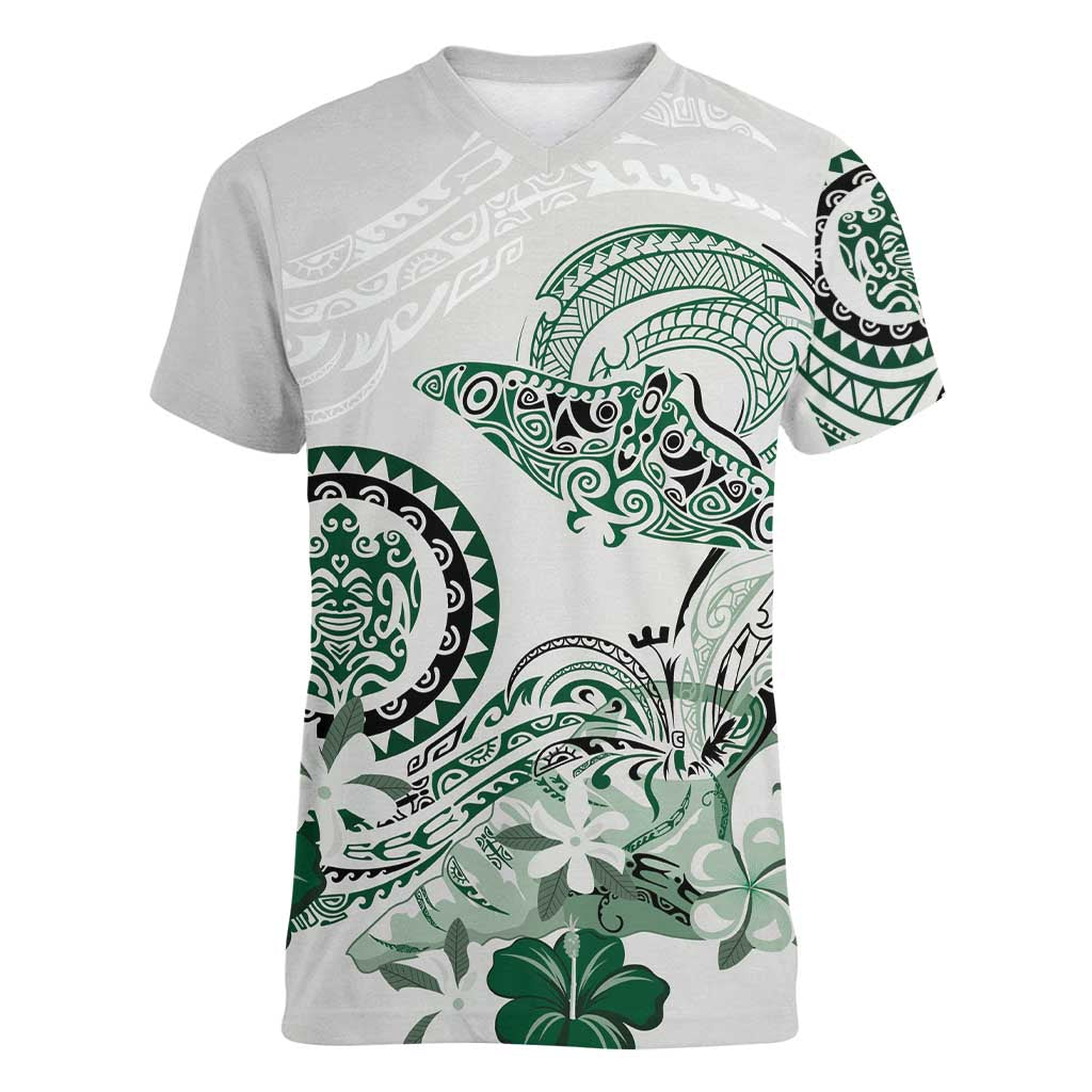 Polynesian Manta Ray Women V-Neck T-Shirt Green Floral Turtle Tattoo - Polynesian Pride