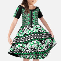 New Zealand Maori Niho Taniwha Family Matching Short Sleeve Bodycon Dress and Hawaiian Shirt Kakariki Mangopare and Puhoro Pattern LT9 Daughter's Dress Green - Polynesian Pride