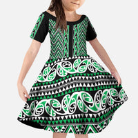 New Zealand Maori Niho Taniwha Kid Short Sleeve Dress Kakariki Mangopare and Puhoro Pattern