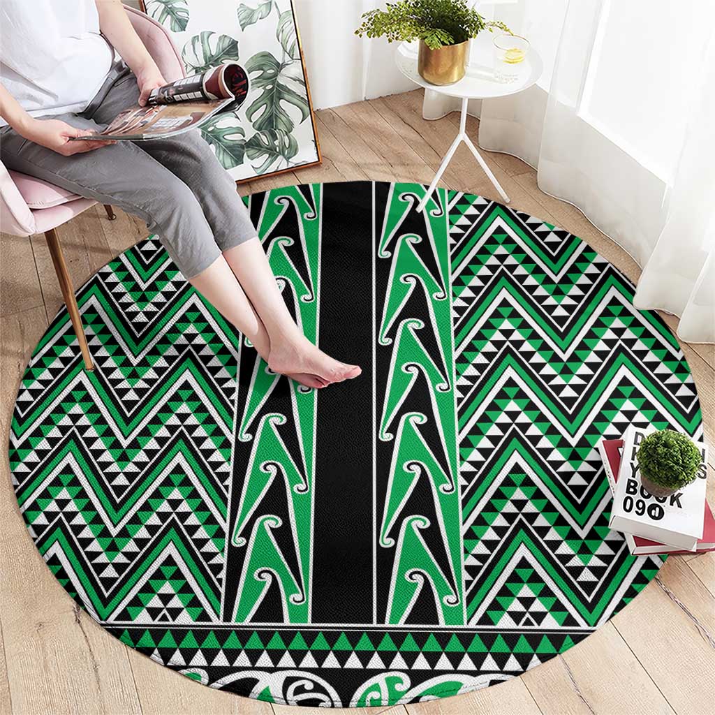 New Zealand Maori Niho Taniwha Round Carpet Kakariki Mangopare and Puhoro Pattern