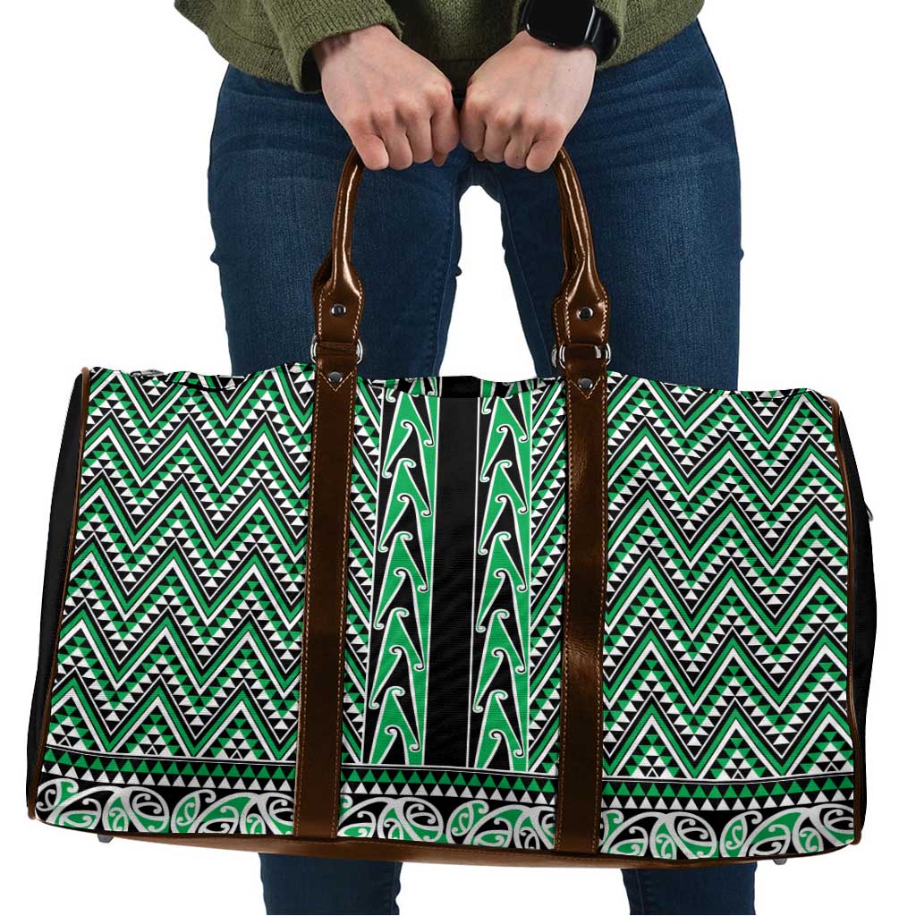 New Zealand Maori Niho Taniwha Travel Bag Kakariki Mangopare and Puhoro Pattern - Polynesian Pride