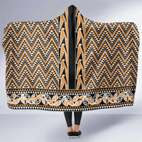 New Zealand Maori Niho Taniwha Hooded Blanket Karaka Mangopare and Puhoro Pattern