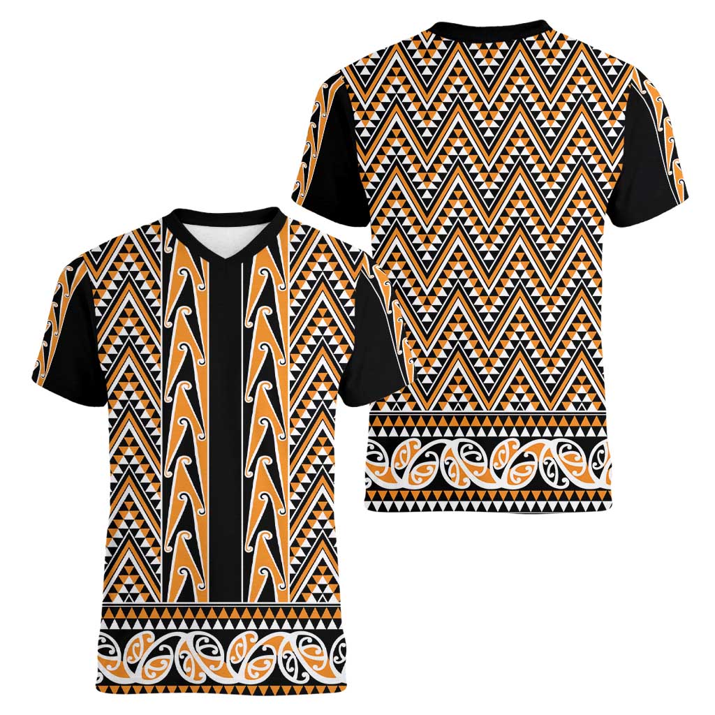 New Zealand Maori Niho Taniwha Women V-Neck T-Shirt Karaka Mangopare and Puhoro Pattern