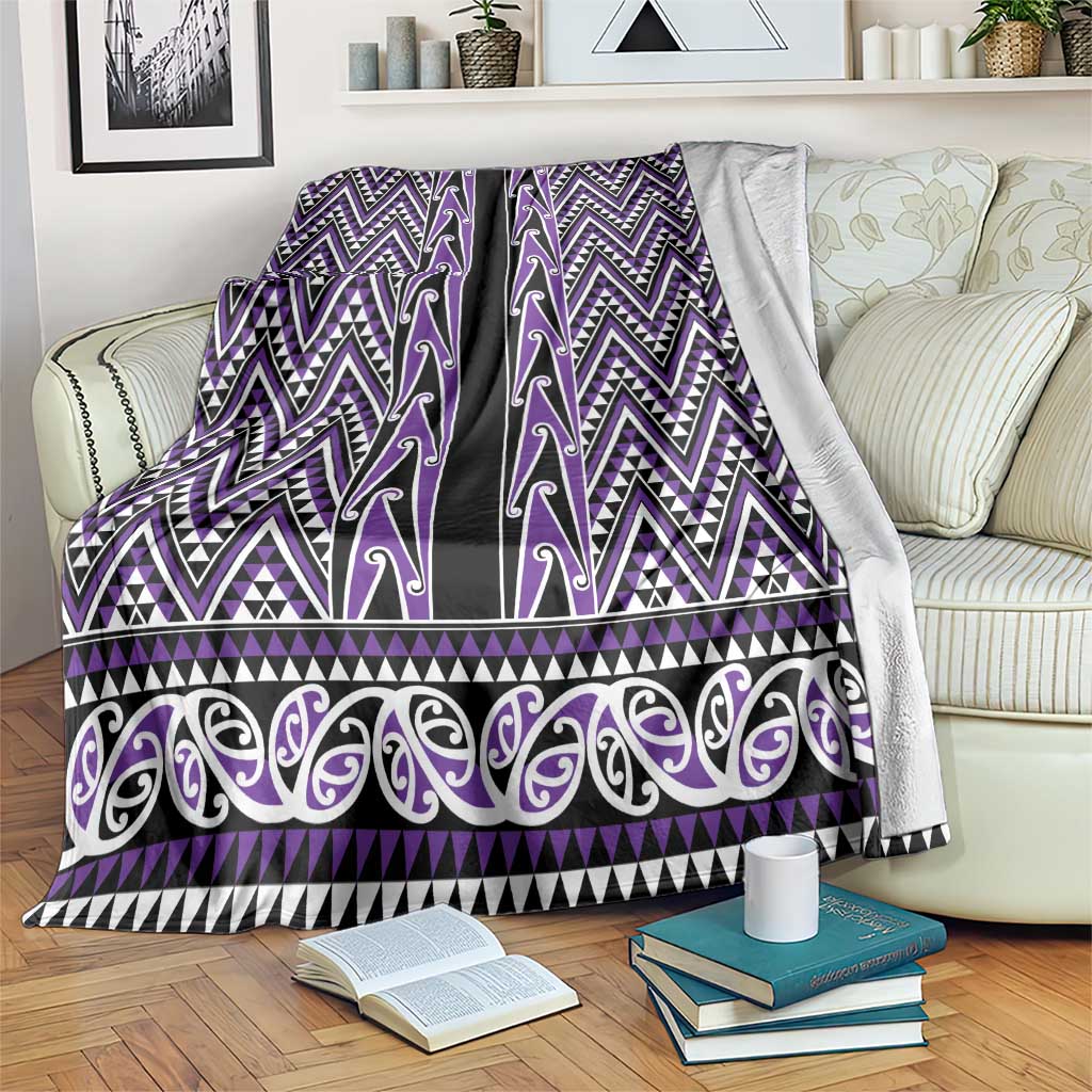 New Zealand Maori Niho Taniwha Blanket Waiporopo Mangopare and Puhoro Pattern