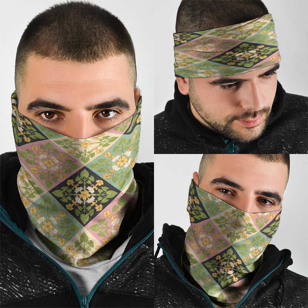 Seamless Pattern Puakenikeni and Kalo Neck Gaiter - Polynesian Pride