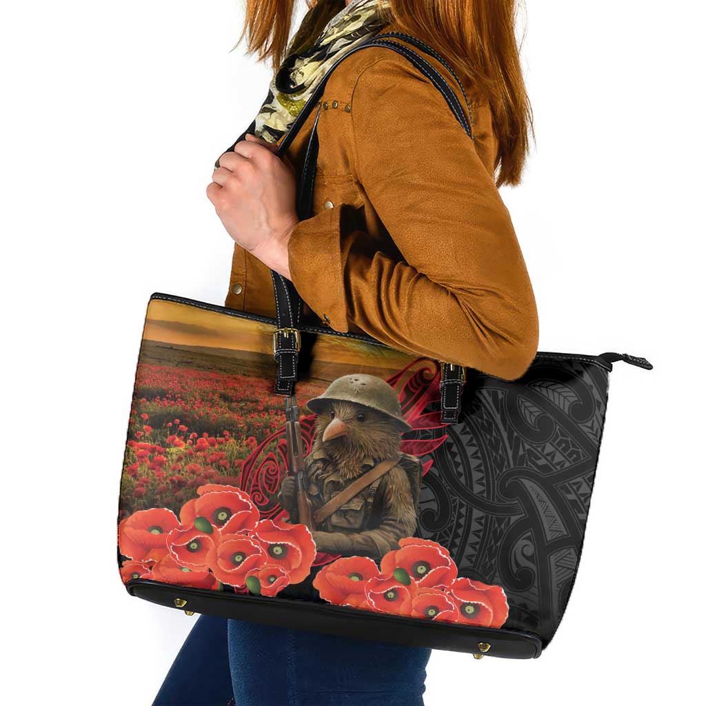 Maori Kiwi Soldier Fern Tattoo ANZAC Day Leather Tote Bag Lest We Forget