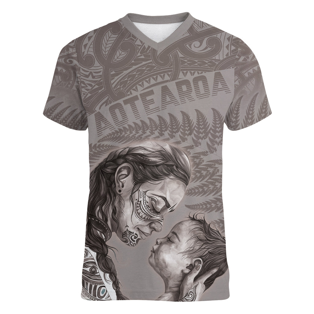 New Zealand Mother's Day Women V-Neck T-Shirt Maori Mo Toku Mama Silver Fern