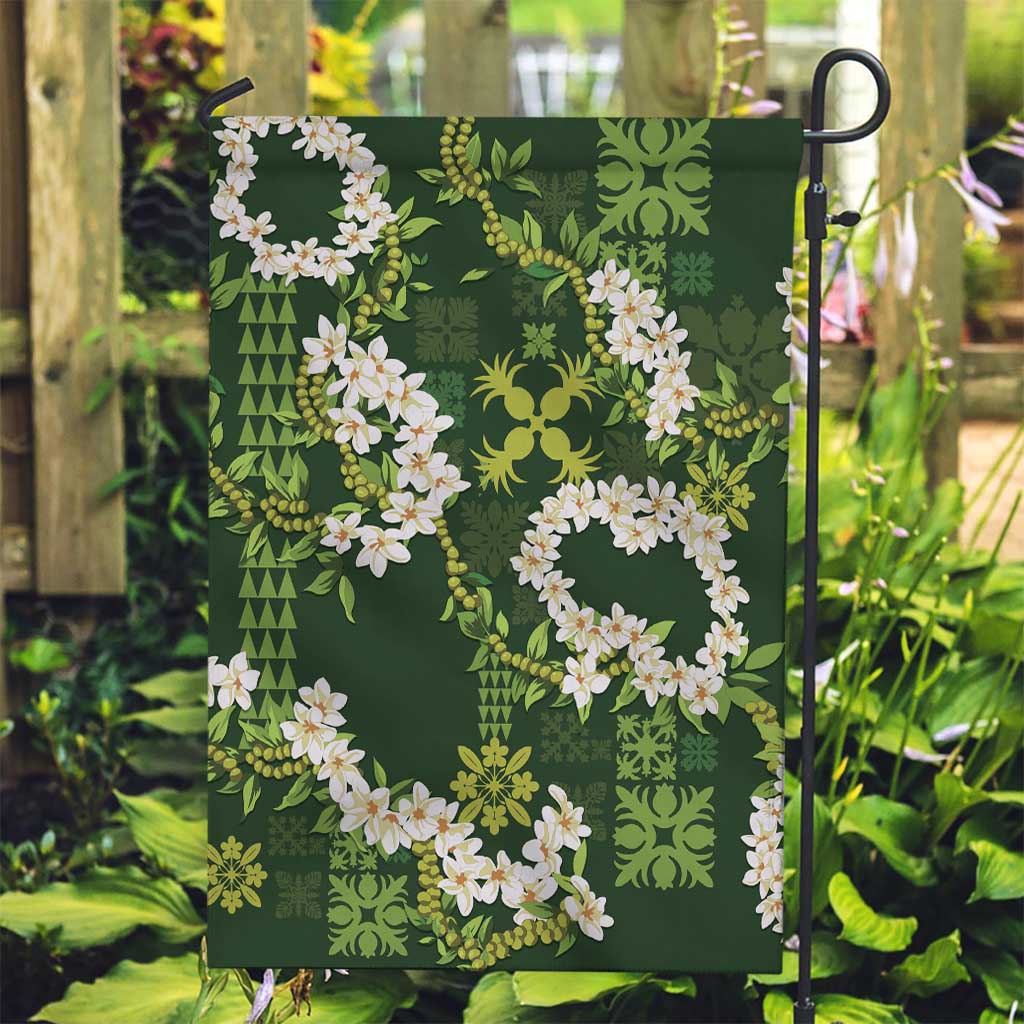Mokihana Maile and Ilima Leis Garden Flag Omaʻomaʻo Hawaiian Tapa Quilt Pattern - Polynesian Pride