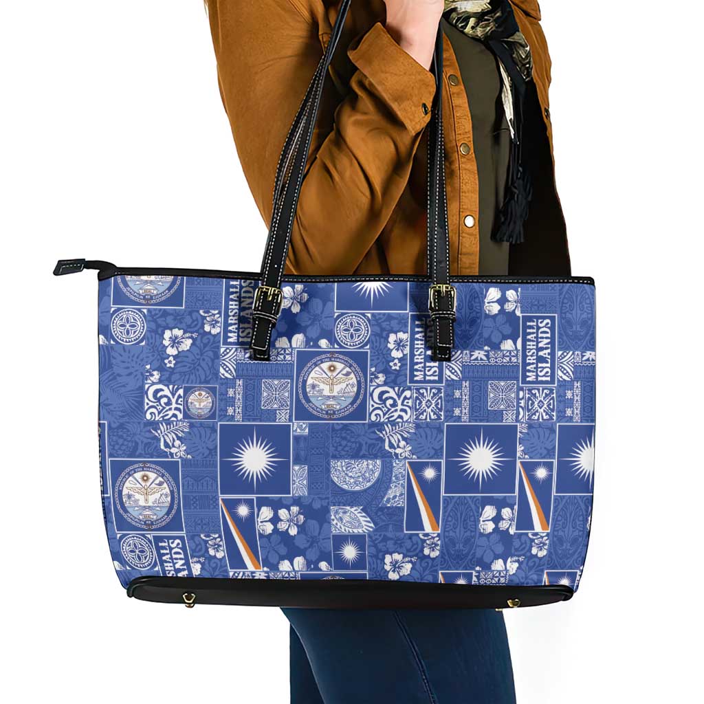 Marshall Islands Merry Christmas Leather Tote Bag Pacific Patchwork Xmas Vibes - Polynesian Pride