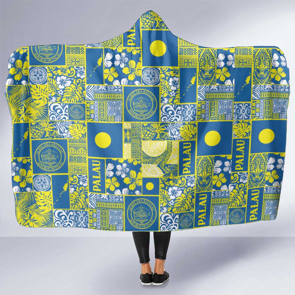 Palau Ungil Kurismas Hooded Blanket Pacific Patchwork Xmas Vibes - Polynesian Pride