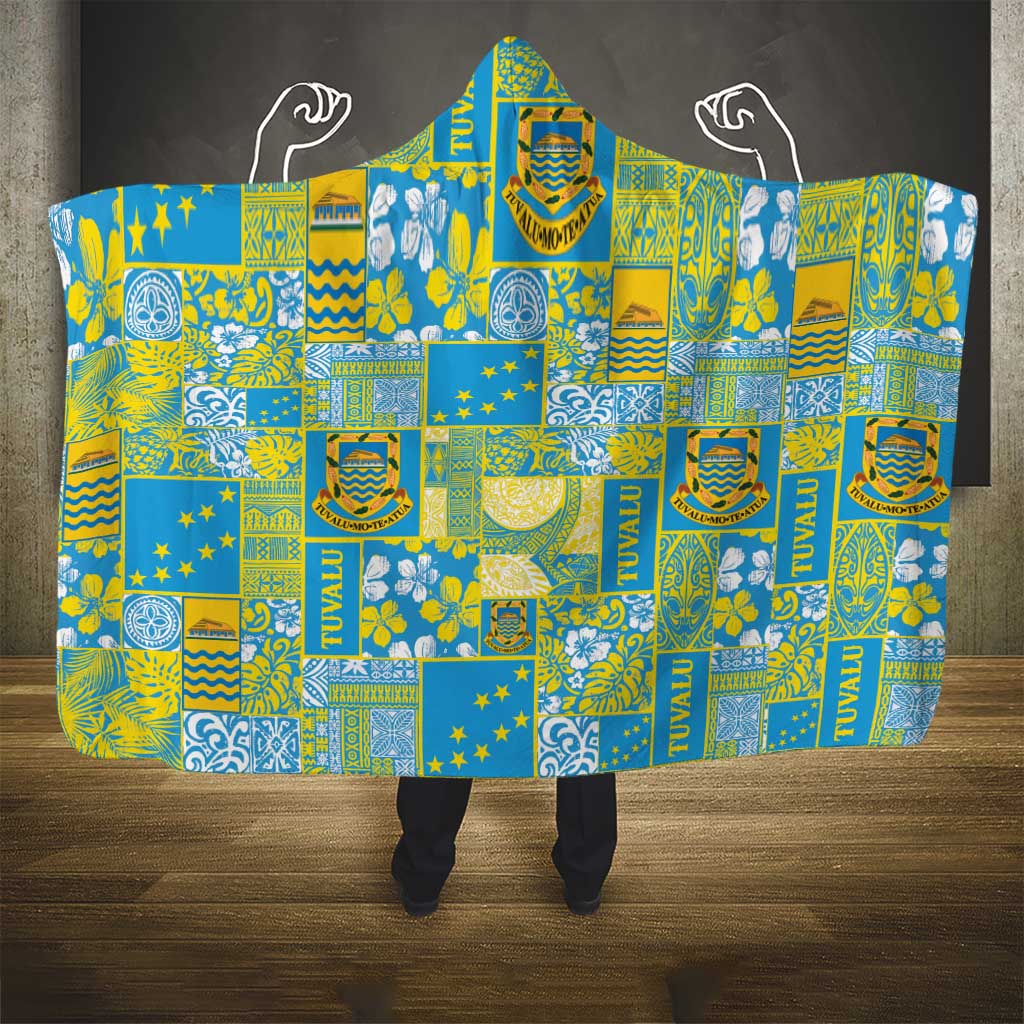 Tuvalu Manuia te Kilisimasi Hooded Blanket Pacific Patchwork Xmas Vibes - Polynesian Pride