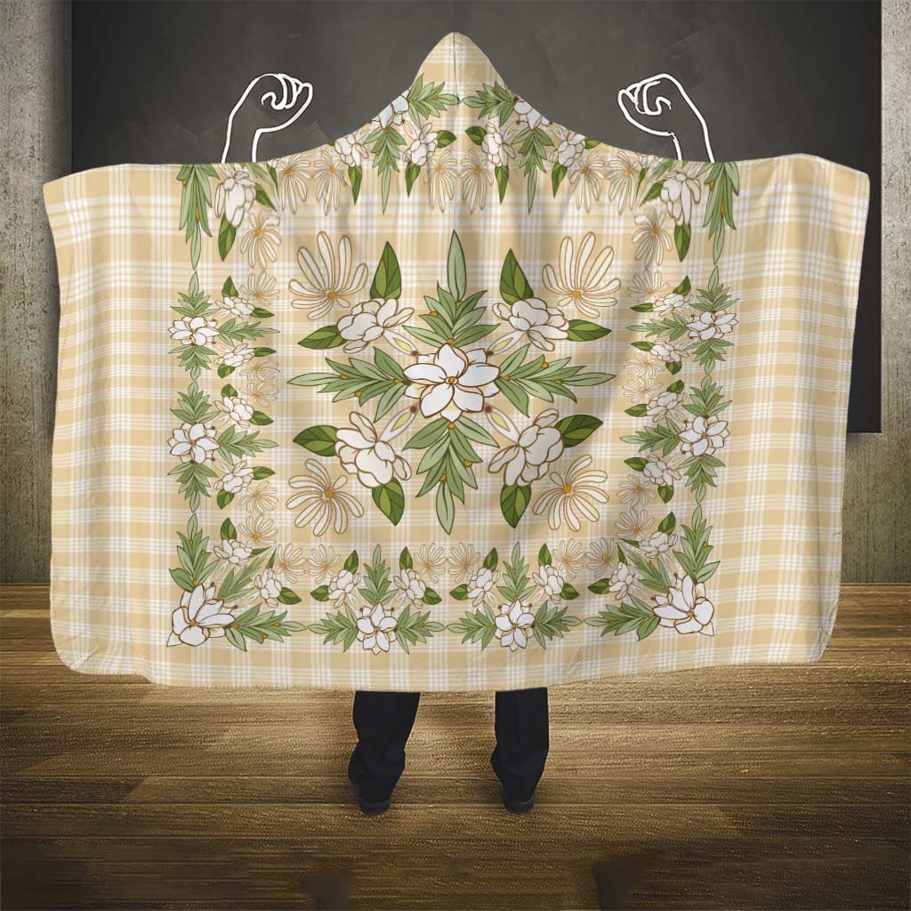 Squares Maile Leaf Hooded Blanket Beige Palaka Hawaiian Quilt Pattern - Polynesian Pride