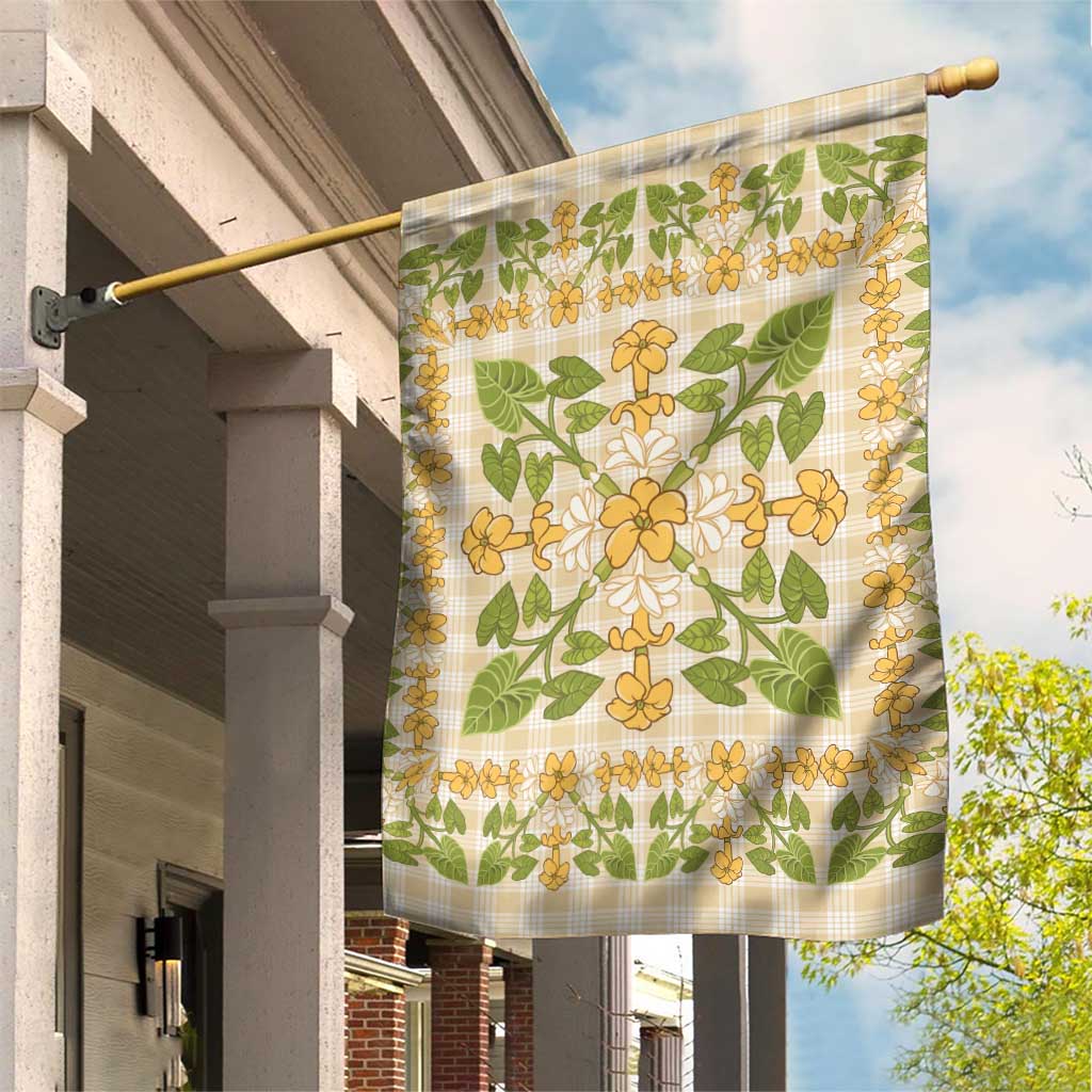 Squares Puakenikeni and Kalo Garden Flag Beige Palaka Hawaiian Quilt Pattern - Polynesian Pride