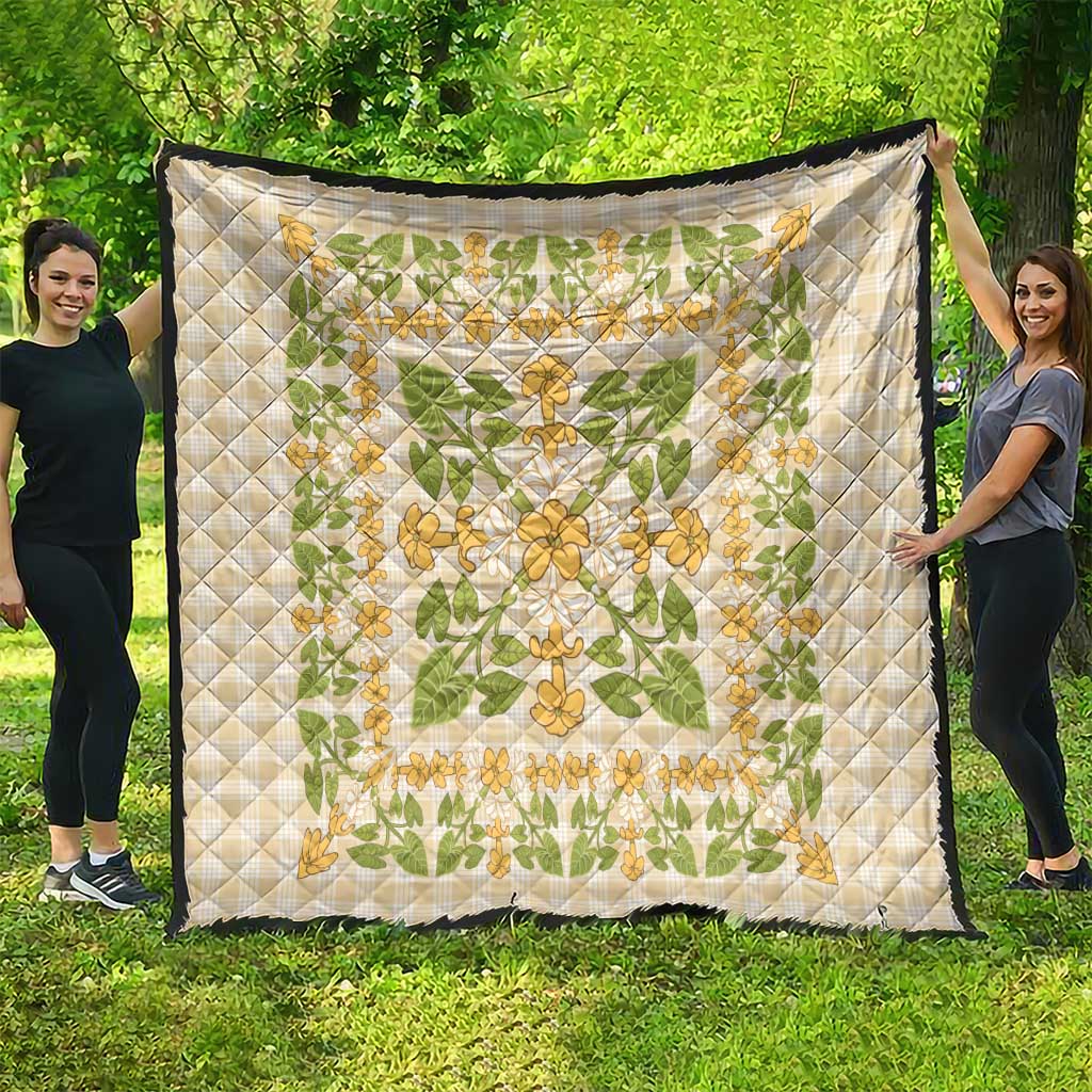 Squares Puakenikeni and Kalo Quilt Beige Palaka Hawaiian Quilt Pattern - Polynesian Pride