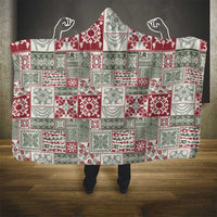 Mele Kalikimaka Hawaii Christmas Hooded Blanket Aloha Spirit with Hawaiian Quilt Pattern - Polynesian Pride
