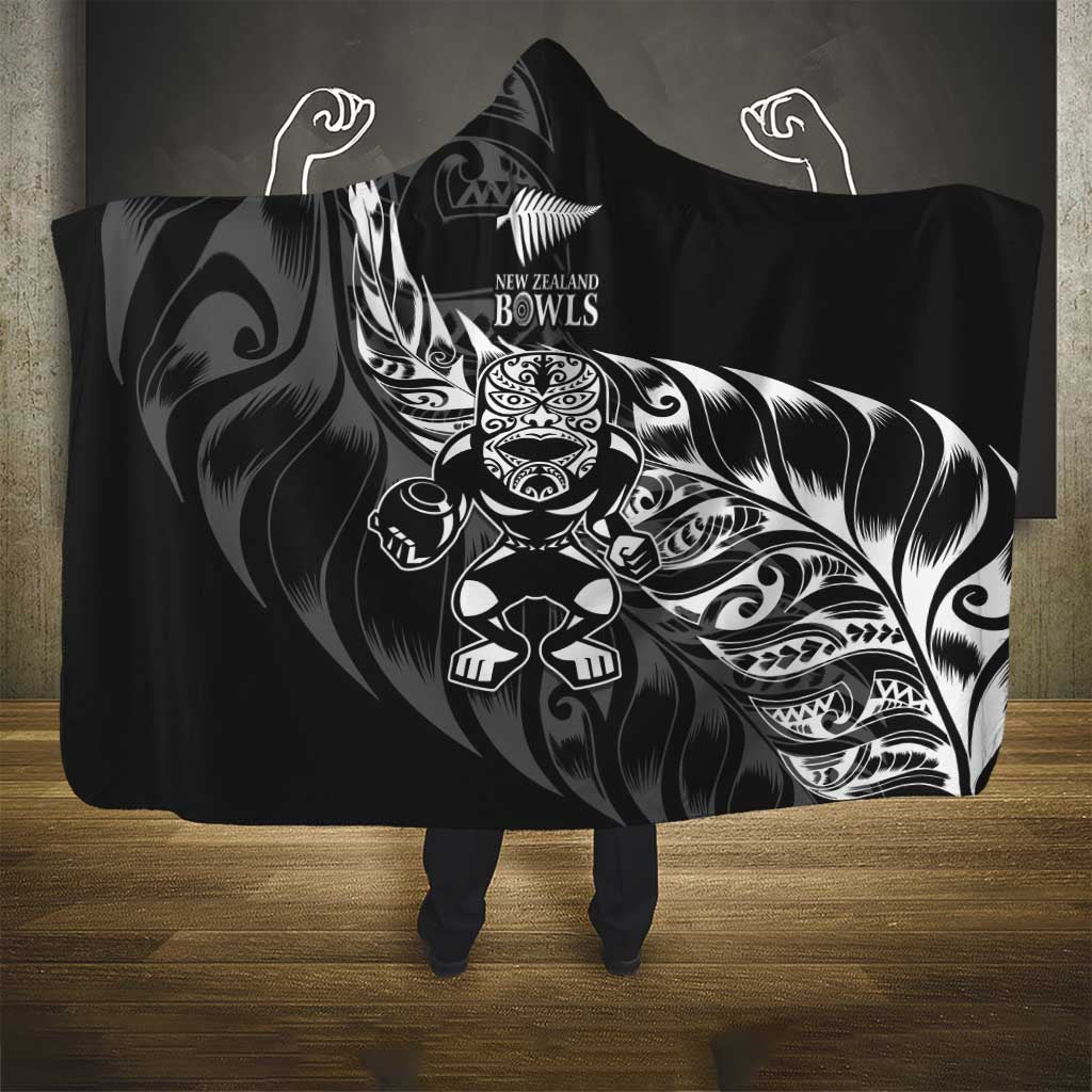 New Zealand Lawn Bowls Hooded Blanket Black Maori Warrior Tribal Silver Fern - Polynesian Pride