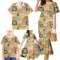 Mele Kalikimaka Hawaii Christmas Family Matching Mermaid Dress and Hawaiian Shirt Melemele Mama Seamless Floral Motif LT9 - Polynesian Pride