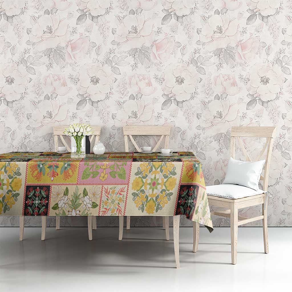 Mele Kalikimaka Hawaii Christmas Tablecloth Melemele Mama Seamless Floral Motif - Polynesian Pride