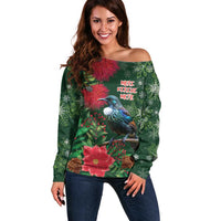 Tui Meri Kirihimete Personalised Off Shoulder Sweater Pohutukawa Flowers Green Motif - Polynesian Pride
