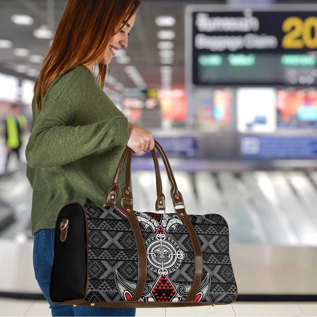 Black Aotearoa Taniko Motif Travel Bag Vintage Maori New Zealand Tribal Art Pattern - Polynesian Pride