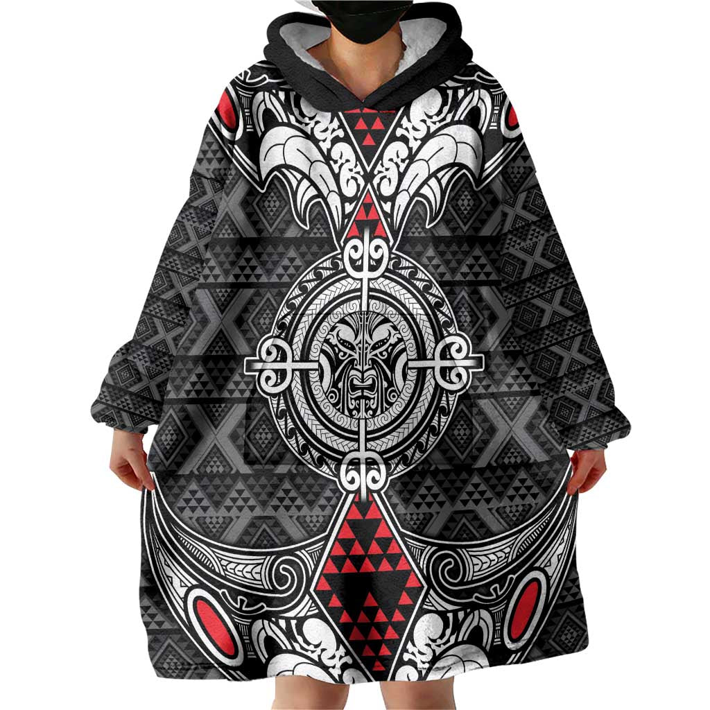 Black Aotearoa Tanilo Motif Wearable Blanket Hoodie Vintage Maori New Zealand Tribal Art Pattern