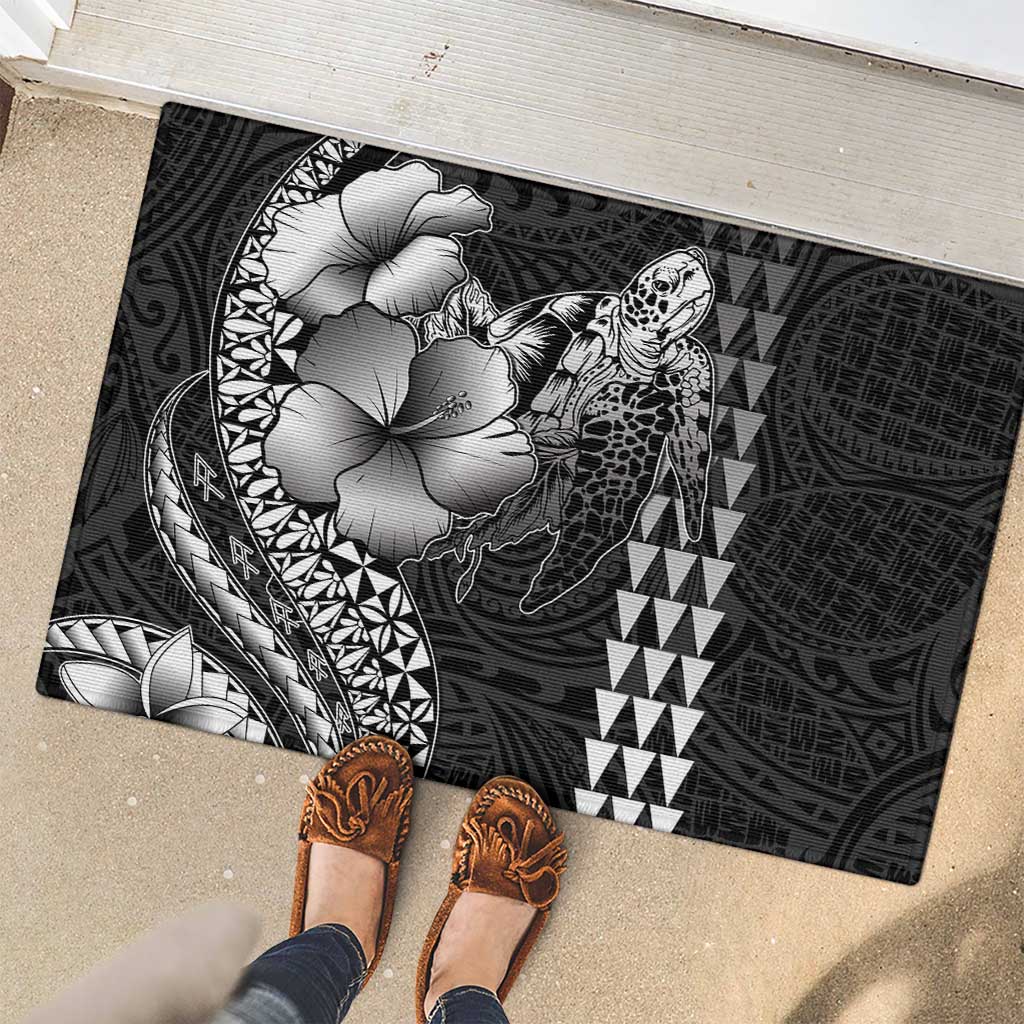 Hawaiian Sea Turtle Rubber Doormat Black Hibiscus Flowers and Kakau Pattern