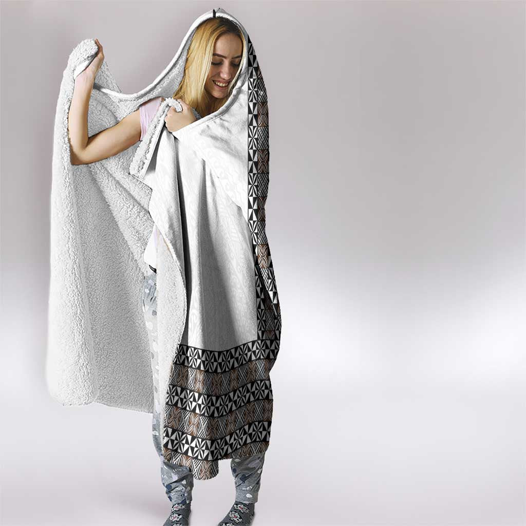 Light Gray Tongan Polynesian Tribal Hooded Blanket - Polynesian Pride