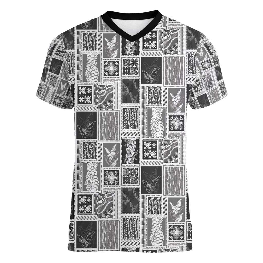 Vintage Aloha Block Quilt Women V-Neck T-Shirt Black Inspired Lei Motifs - Polynesian Pride