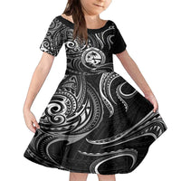 Polynesian Guam Coat of Arms Family Matching Puletasi and Hawaiian Shirt Polynesian Tribal Tattoo Black Version LT9 Daughter's Dress Black - Polynesian Pride