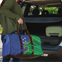 Solomon Islands Independence Day 1978 Personalised Travel Bag Polynesian Pattern with Flag Style - Polynesian Pride